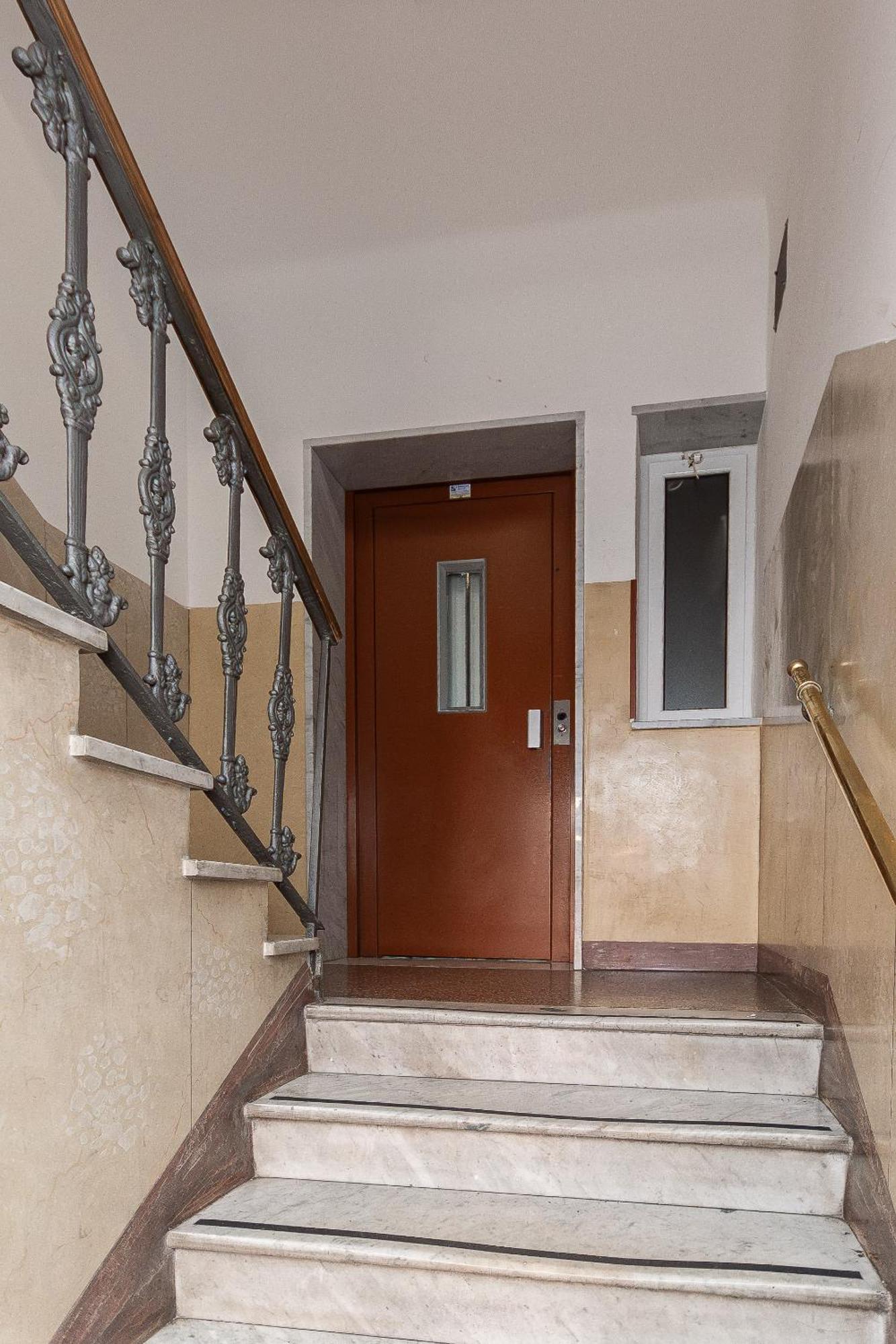 Hilde's House Apartment Genoa